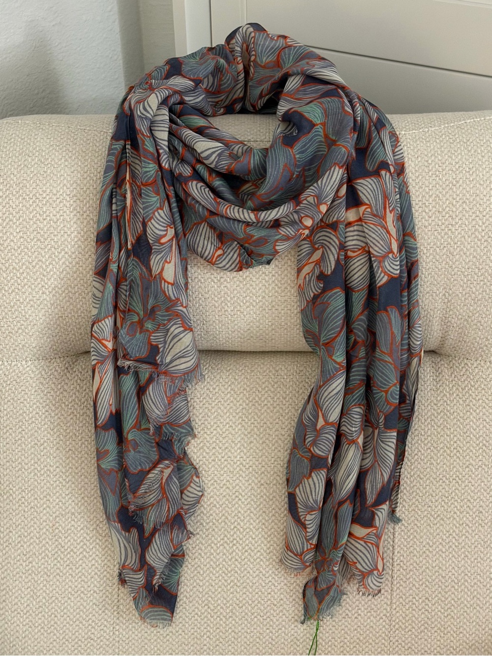 NWT Vera Bradley Soft Fringe Scarf Paradise Floral Mint Retired